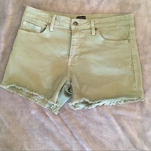 Just Black Olive frayed hem shorts!